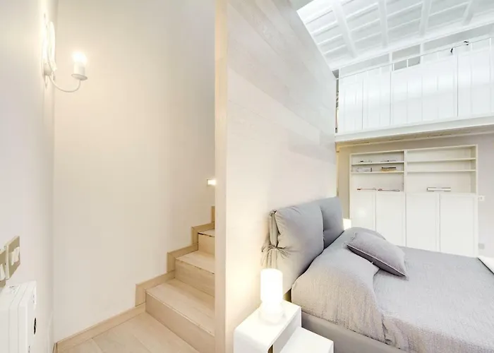 Vicolo Della Vaccarella - Pantheon