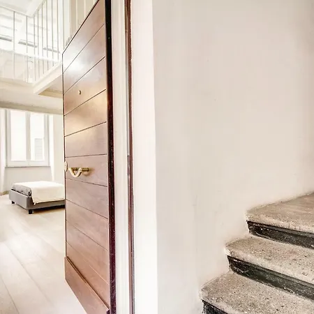 Vicolo Della Vaccarella - Pantheon * Řím